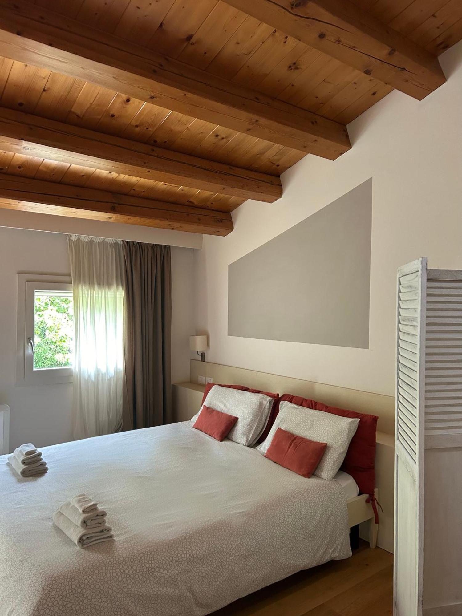 Beehouse - La Casa Delle Api Agriturismo Борсо-дель-Граппа Экстерьер фото