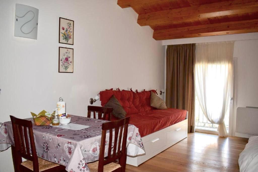Beehouse - La Casa Delle Api Agriturismo Борсо-дель-Граппа Экстерьер фото
